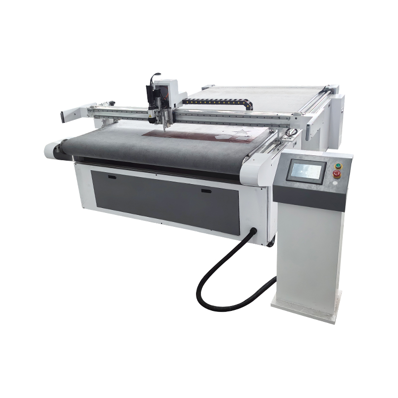 全自動(dòng)裁剪機(jī)PVC膜自動(dòng)裁切機(jī) 圓刀裁切一體機(jī)